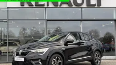 Gne noir etoile (donker zwart metallic) Gebruikt 2022 Renault Arkana Intens SUV | € 23.950 (Eerlijke prijs)