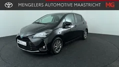 Zwart Gebruikt 2019 Toyota Yaris Hatchback | € 17.450 (Eerlijke prijs)