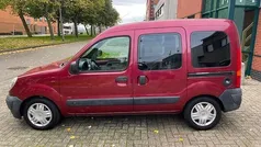 Rood Gebruikt 2004 Renault Kangoo Expression MPV | € 2.750 (Eerlijke prijs)
