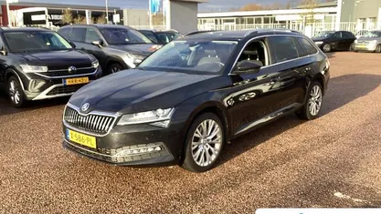 Occasion 2024 Skoda Superb Business Line Stationwagen | € 32.895 (Goede deal)