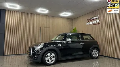 Occasion Mini Cooper Business 136 PK (100 kW) 2017 Zwart Hatchback