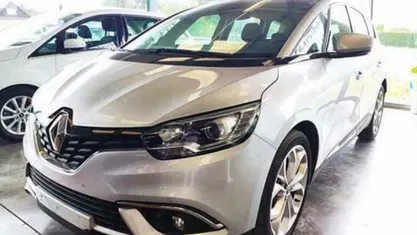 Grijs Gebruikt 2018 Renault Grand Scénic IV Business MPV | € 19.990 (Eerlijke prijs)