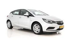 Silver metallic (zilver metallic) Gebruikt 2018 Opel Astra Comfort Hatchback | € 7.445 (Goede deal)