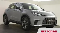 Grijs, metallic lak Gebruikt 2024 Lexus LBX SUV | € 36.599 (Goede deal)