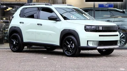 Occasion 2025 Fiat Grande Panda Icon Hatchback | € 25.962 (Goede deal)