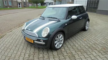 Gebruikt 2004 Mini Cooper Hatchback | € 1.650 (Eerlijke prijs)
