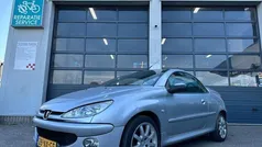 Grijs Gebruikt 2002 Peugeot 206 Cabriolet | € 850 (Goede deal)