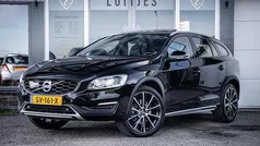 Gebruikt 2018 Volvo V60 CC Stationwagen | € 25.900 (Goede deal)