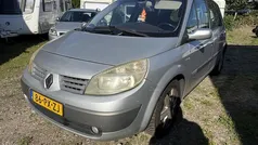 Grijs Gebruikt 2005 Renault Scénic II Expression MPV | € 750 (Eerlijke prijs)
