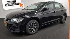 Zwart Gebruikt 2022 VW Polo Life Hatchback | € 19.290 (Eerlijke prijs)