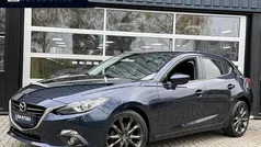 Gebruikt 2016 Mazda 3 Nakama Hatchback | € 14.950 (Eerlijke prijs)