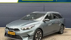 Grijs Nieuw 2025 Kia Ceed Sportswagon Premium Stationwagen | € 32.240 (Goede deal)