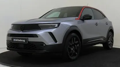 Grijs Occasion 2023 Opel Mokka GS Line SUV | € 20.925 (Eerlijke prijs)