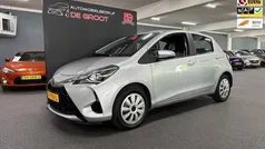 Grijs Gebruikt 2018 Toyota Yaris Hatchback | € 15.250 (Eerlijke prijs)