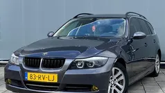 Grijs, metallic lak Gebruikt 2005 BMW 325 Executive Stationwagen | € 2.944 (Eerlijke prijs)