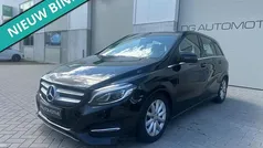 Zwart Gebruikt 2017 Mercedes B180 Edition MPV | € 13.750 (Super prijs)