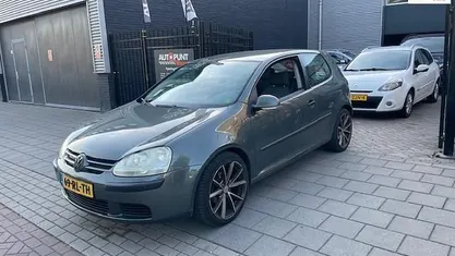 Occasion VW Golf IV Business 90 PK (66 kW) 2005 Groen Hatchback