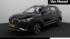 Zwart Gebruikt 2021 MG ZS Luxury Sedan | € 12.444 (Super prijs)