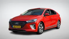 Oranje Gebruikt 2017 Hyundai Ioniq Premium Sedan | € 14.749 (Eerlijke prijs)
