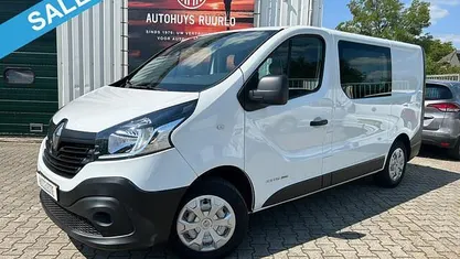 Gebruikt 2017 Renault Trafic Komfort MPV | € 352