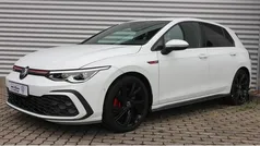 Gebruikt 2022 VW Golf VIII GTI Sedan | € 33.935 (Eerlijke prijs)