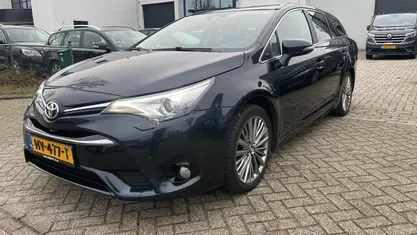 Grijs Gebruikt 2016 Toyota Avensis Business Edition Stationwagen | € 6.750 (Super prijs)