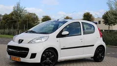Wit Gebruikt 2010 Peugeot 107 Hatchback | € 2.450 (Eerlijke prijs)