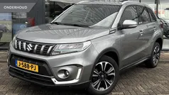 Grijs Gebruikt 2020 Suzuki Vitara Style SUV | € 19.900 (Eerlijke prijs)
