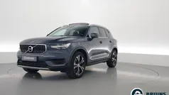 Blauw Gebruikt 2022 Volvo XC40 Inscription SUV | € 34.900 (Eerlijke prijs)