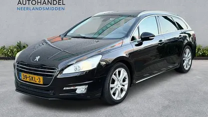 Zwart (metallic) Occasion 2011 Peugeot 508 SW Allure Stationwagen | € 3.850 (Eerlijke prijs)