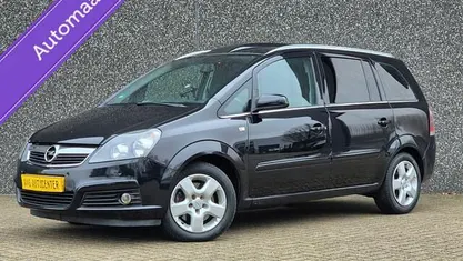 Zwart Gebruikt 2007 Opel Zafira MPV | € 2.000 (Goede deal)