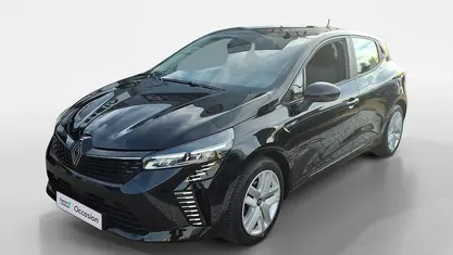 Gebruikt 2024 Renault Clio V Evolution Hatchback | € 17.945 (Eerlijke prijs)