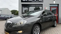 Grijs Gebruikt 2009 Lancia Delta Hatchback | € 6.450 (Eerlijke prijs)