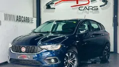 Blauw Gebruikt 2019 Fiat Tipo Mirror Sedan | € 10.990 (Eerlijke prijs)