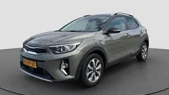 Groen Gebruikt 2022 Kia Stonic SUV | € 18.940 (Eerlijke prijs)