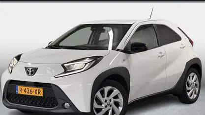 Wit Occasion 2023 Toyota Aygo X SUV | € 16.950 (Eerlijke prijs)