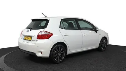 Occasion Toyota Auris 136 PK (100 kW) 2011 Wit Hatchback