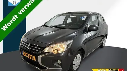 Grijs Occasion 2023 Mitsubishi Space Star Hatchback | € 11.850 (Goede deal)