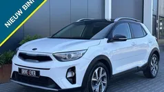 Wit Gebruikt 2018 Kia Stonic SUV | € 16.995 (Eerlijke prijs)