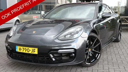 Grijs Gebruikt 2020 Porsche Panamera Hatchback | € 62.850 (Goede deal)