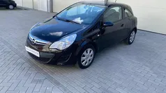 Zwart Gebruikt 2011 Opel Corsa Selection Hatchback | € 2.699 (Eerlijke prijs)