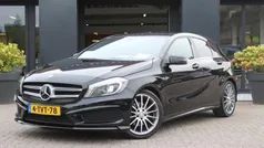 Zwart Gebruikt 2014 Mercedes 180 Ambition Sedan | € 14.950 (Super prijs)