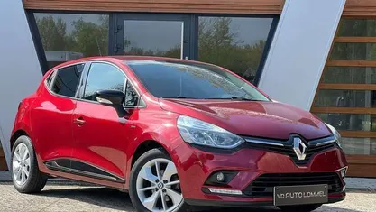 Rood Occasion 2017 Renault Clio IV LIMITED Hatchback | € 8.950 (Goede deal)