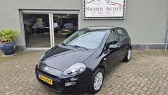 Zwart Gebruikt 2012 Fiat Punto Evo Pop Hatchback | € 4.950 (Eerlijke prijs)