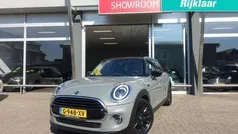 Gebruikt 2020 Mini Cooper Business Hatchback | € 19.990 (Eerlijke prijs)