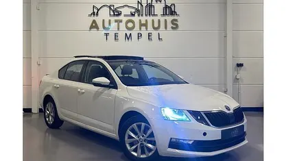 Gebruikt 2019 Skoda Octavia Ambition Hatchback | € 13.250 (Eerlijke prijs)