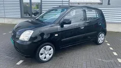 Zwart Gebruikt 2007 Kia Picanto 2 Hatchback | € 2.250 (Eerlijke prijs)