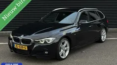 Zwart Gebruikt 2019 BMW 318 M Sport Stationwagen | € 19.900 (Eerlijke prijs)