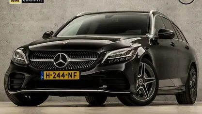 Zwart Gebruikt 2020 Mercedes C160 AMG Coupé | € 21.945 (Goede deal)