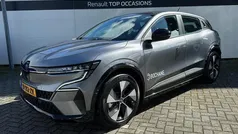 Grijs Gebruikt 2024 Renault Mégane Evolution Hatchback | € 29.900 (Goede deal)
